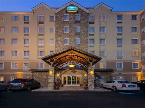 hotels shallowford road chattanooga tn.